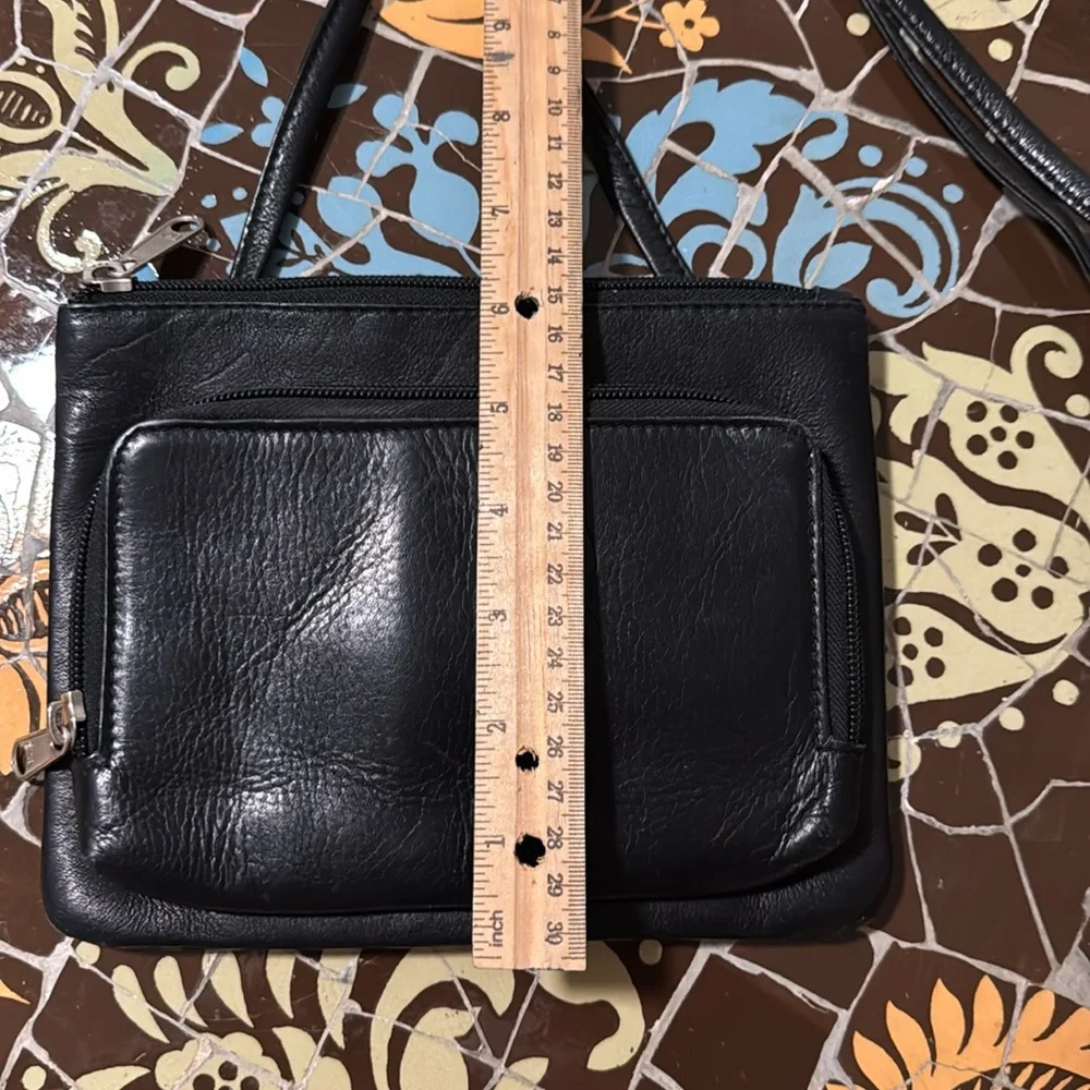 LEATHER CROSSBODY WALLET BAG